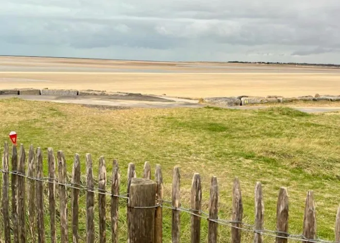 La Perle Des Dunes- Front De Mer- Acces Direct Holiday home